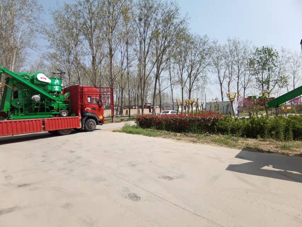 發(fā)貨現(xiàn)場(chǎng) 發(fā)貨現(xiàn)場(chǎng)